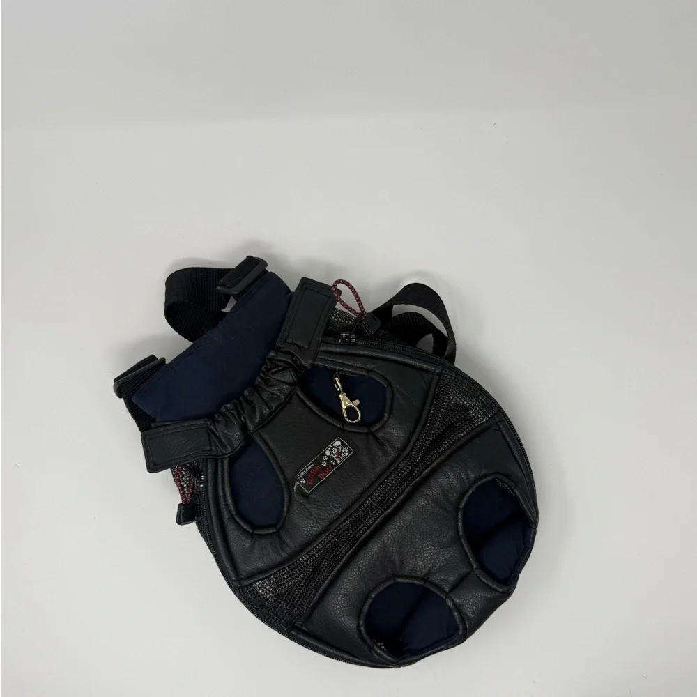 Pet Backpack Carrier. Zip & Velcro Closures. Inside Safety Hook. Adjustable.